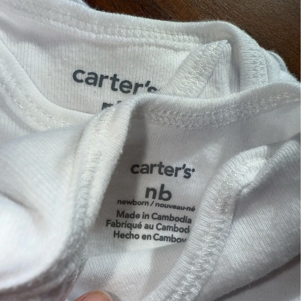 Carters‎ NB white onesies